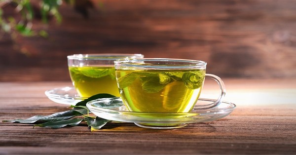 A zöld teát általában ízesítés nélkül fogyasztják.